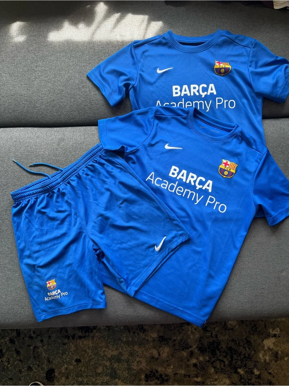 Nike FC Barcelona Barça Academy Pro Training Kit 3 Pc size L Youth